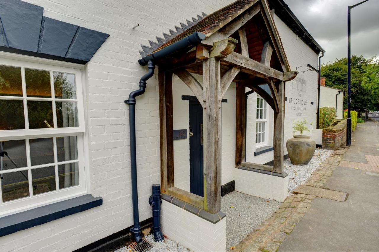 The Bridge House Henley Hotel Exterior photo